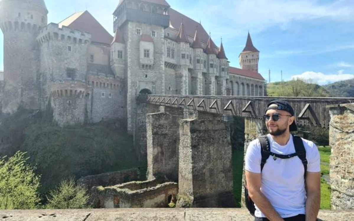 
    Florian Ușurelu vrea să promoveze România. Foto: adevarul.ro  
