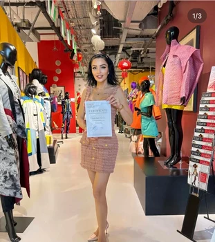 Brigitte, soția lui Florin Pastramă, caută croitorese în România pentru prima ei colecție haute-couture foto: Instagram 