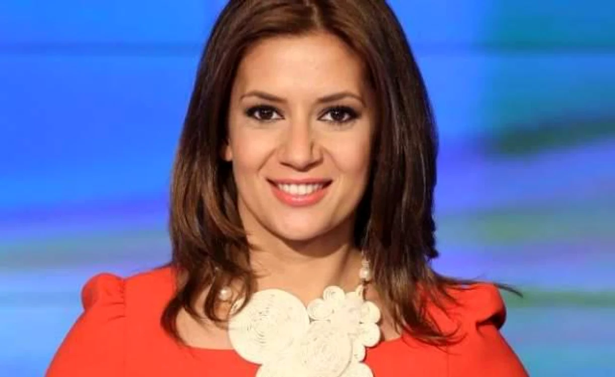 
    Amalia Enache a primit de ziua ei un cadou inedit (foto:Facebook)  