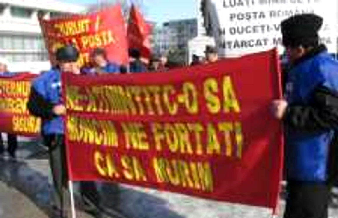 Poştaşii promit să continue protestele începute în iarnă