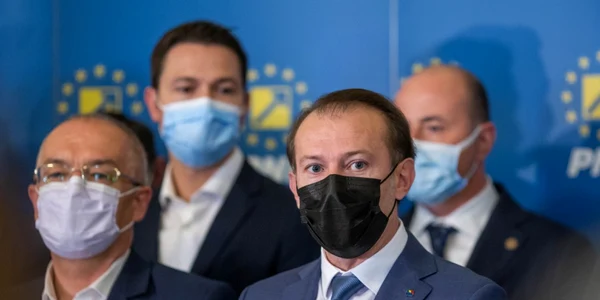Florin Cîţu - Emil Boc - declaraţii PNL - 3 sep 2021 / FOTO Inquam Photos / Ilona Andrei