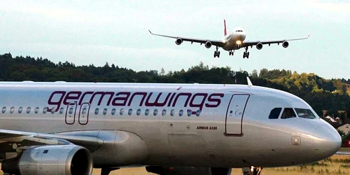 Avion prabusit Franta Germanwings FOTO AP