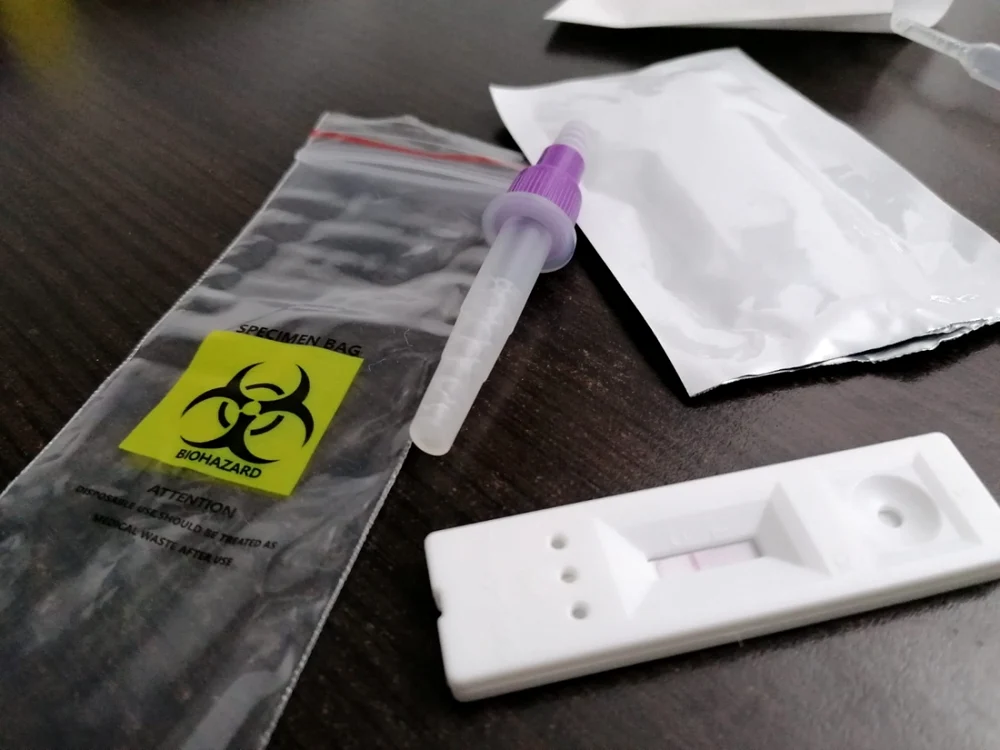 Ministerul Educaţiei a cerut şi ca la următoarele livrări testele să fie ambalate individual sau la la seturi de câte două.  Foto: Arhivă