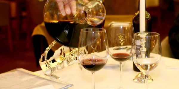 Cultura Vinului Sergiu Nedelea somelier FOTO winetaste.ro