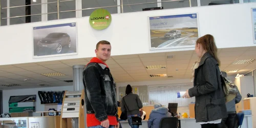 Antal Cocsis şi Edina Szekely se gândesc serios la varianta achiziţionării unui autoturism Dacia Duster