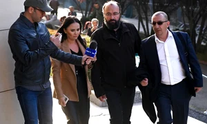 foto1 visarion alexa la tribunal Mediafax Foto Eduard Vinatoru jpeg