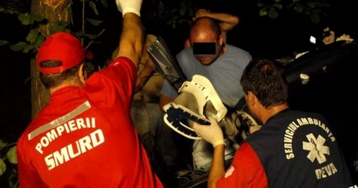 Hunedoara: Beat la volan, a băgat în spital o pensionară