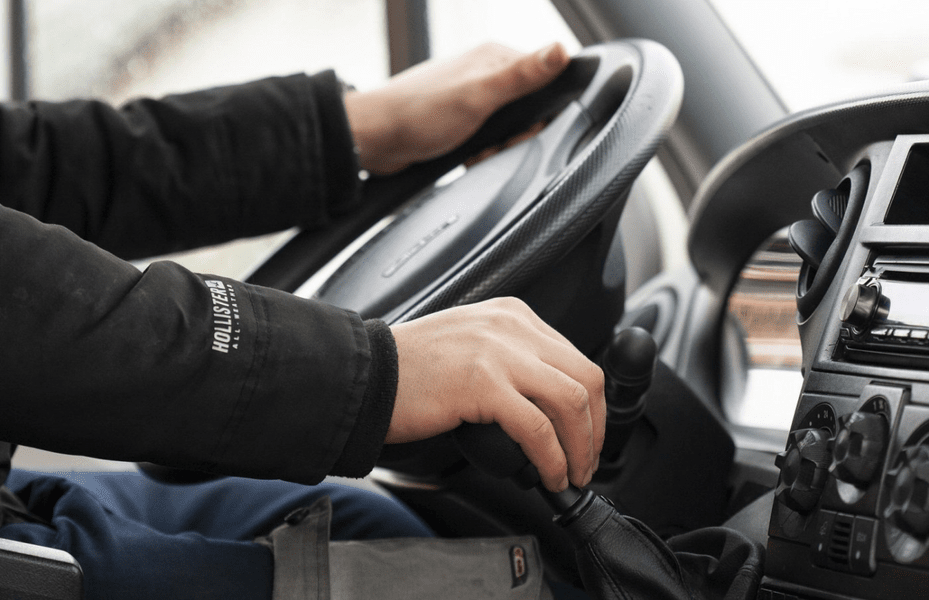 Boala de care suferă un sfert din șoferii profesionști. Sindromul poate duce la accidente grave