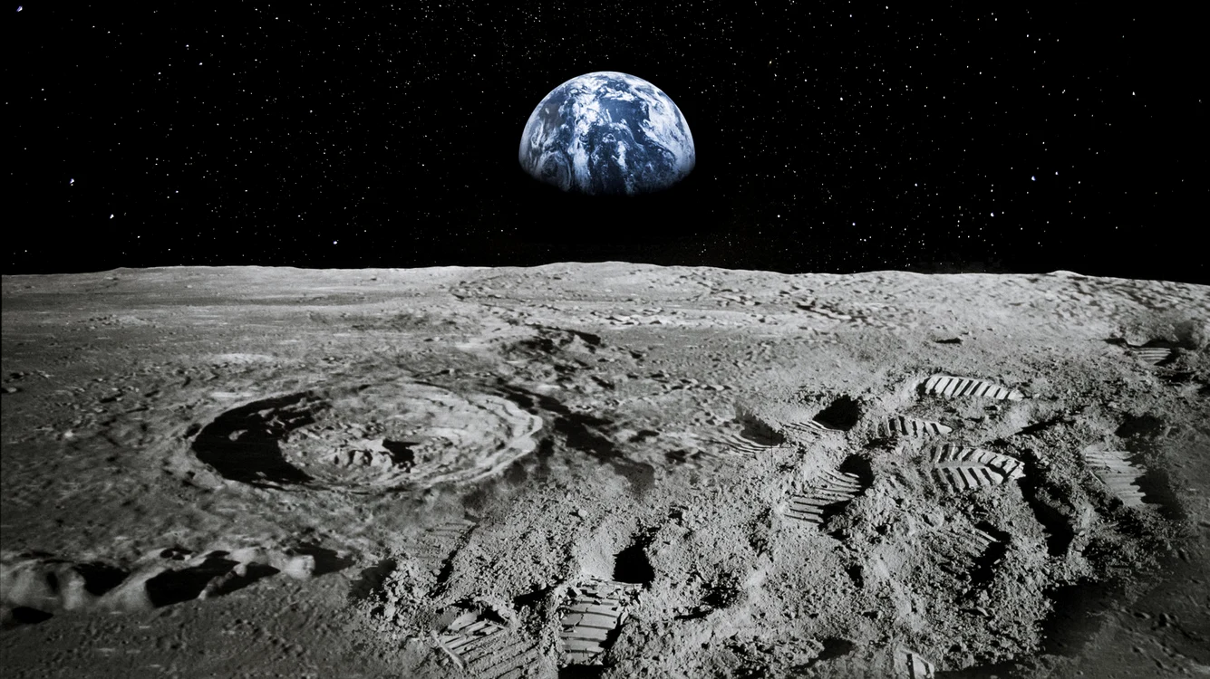 Suprafața Lunii. Sursă foto: NASA