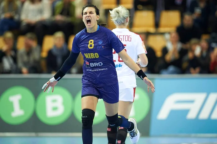 
    Cristina Neagu  
