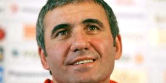Focşani: EXCLUSIV Hagi vine în Vrancea să-şi vadă elevii