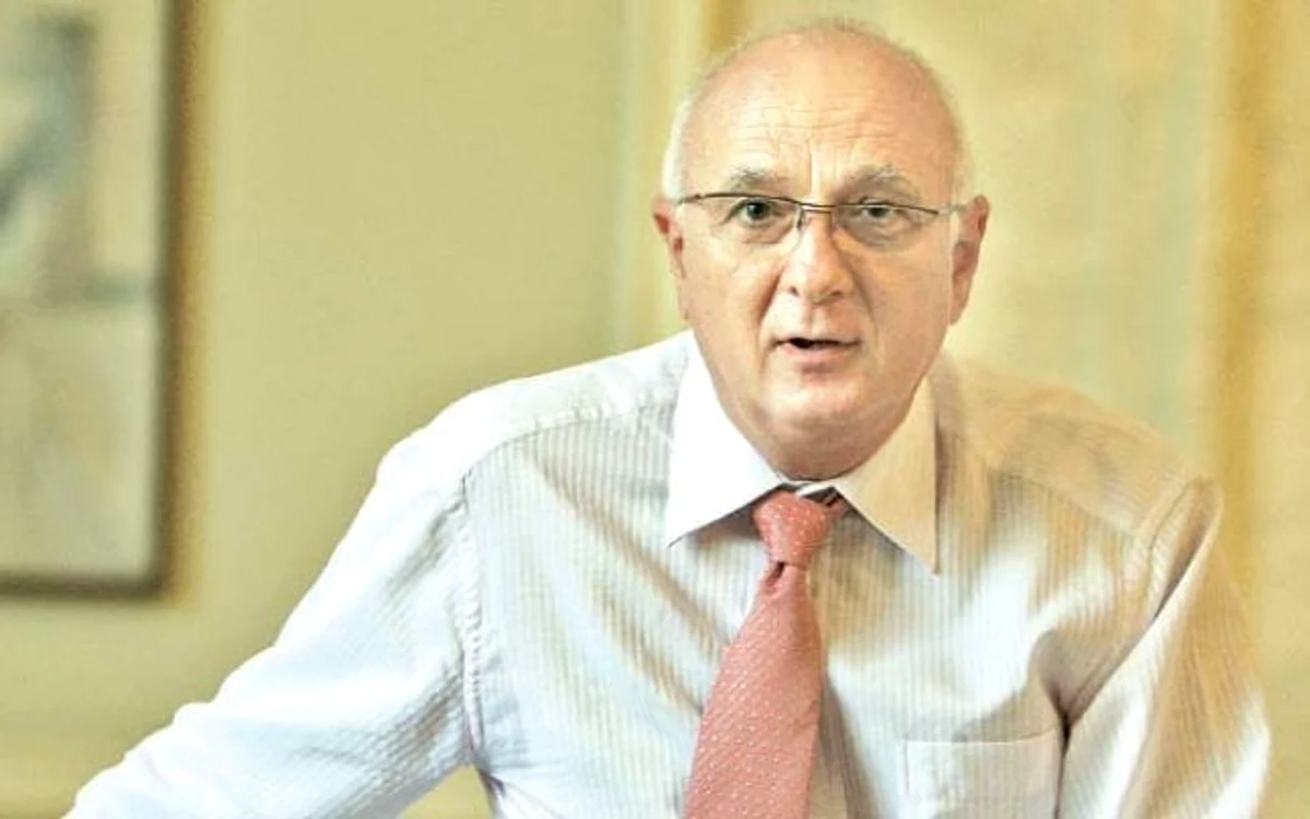 
    Dan Radu Ruşanu  