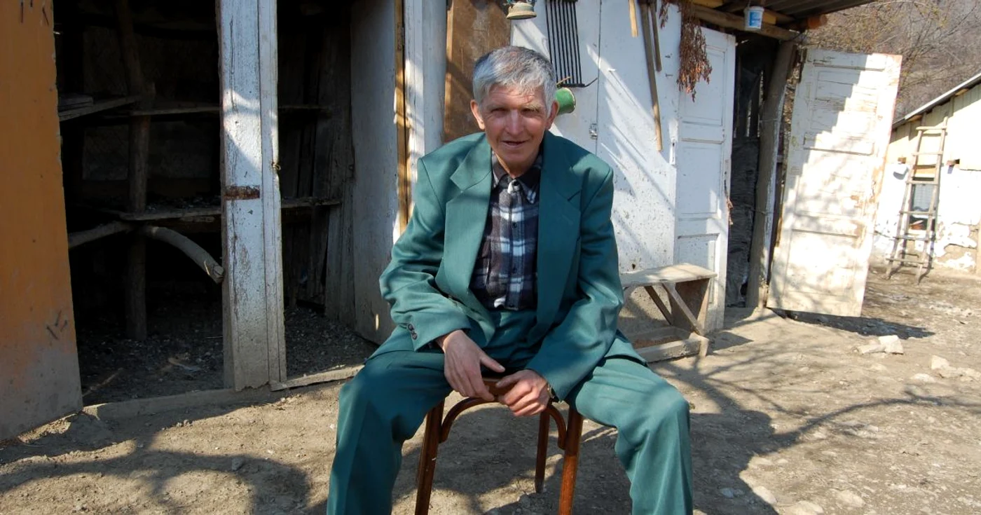 Pavel Vîlcu este acuzat că în anii 87 înţepa cadavrele