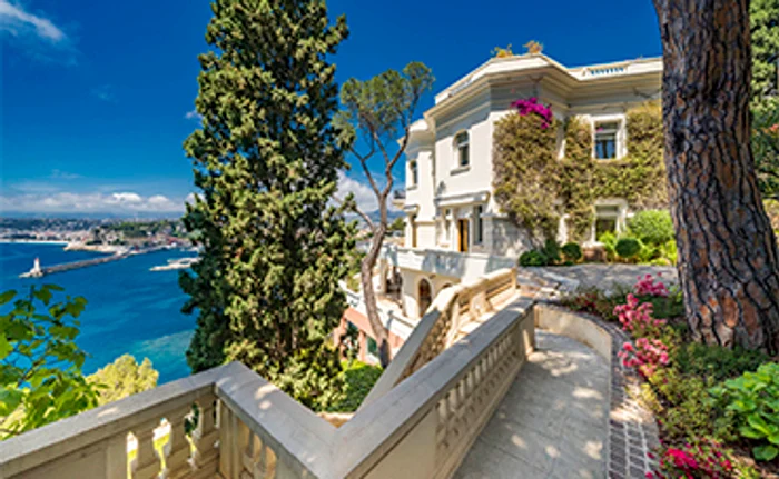 
    Casa este mobilată foarte elegantFoto: Profimedia  