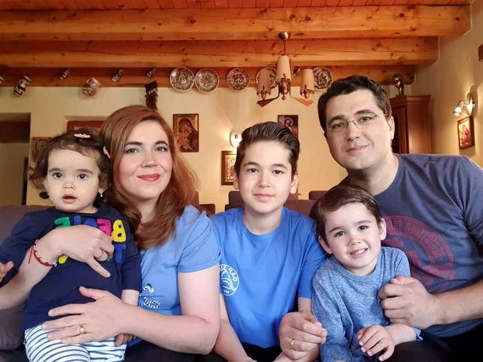 Familia lui Gelu Voicu