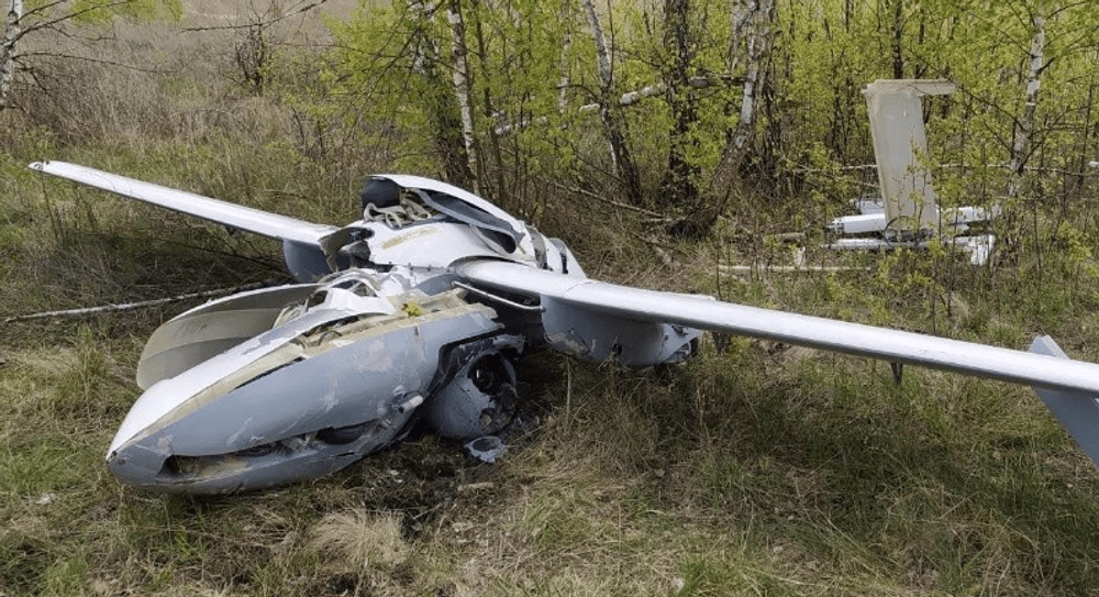 Epava unei drone rusești extrem de rare, găsită în Ucraina. Doar câteva exemplare au fost fabricate vreodată