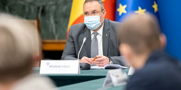 Nicolae Ciuca la intalnirea cu autoritatile de management FOTO gov.ro