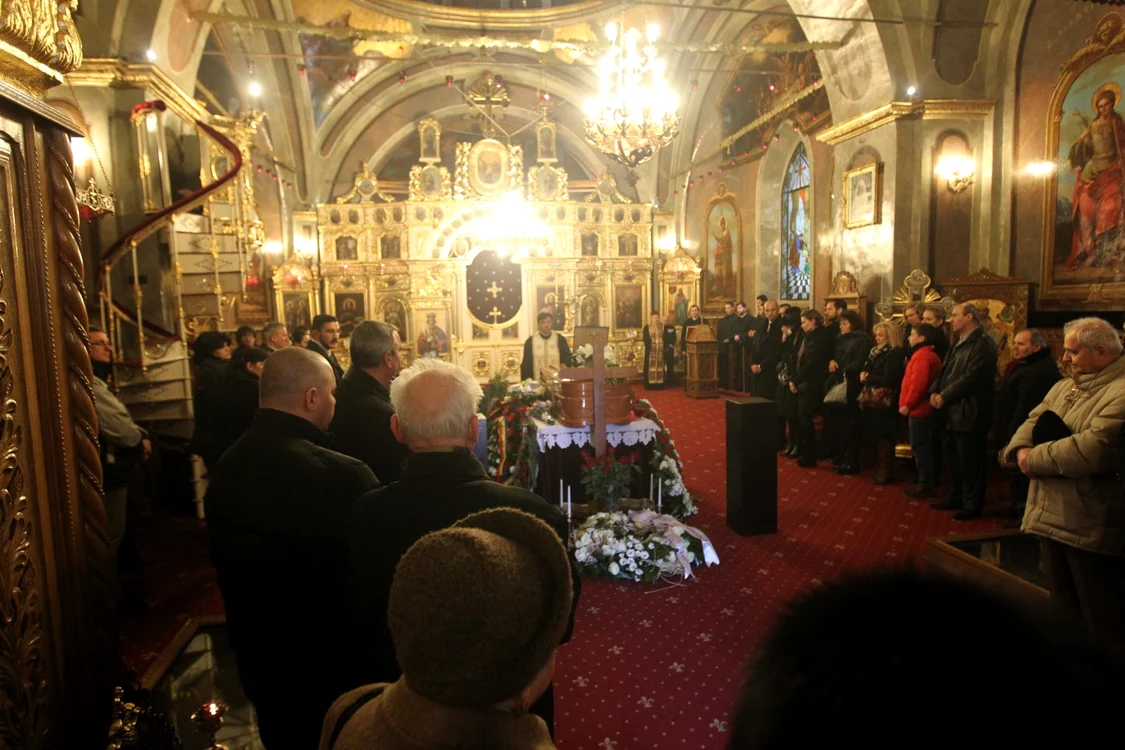 Sicriul cu trupul lui Adrian Iovan a fost depus la capela Sf. Ilie din Bucureşti
