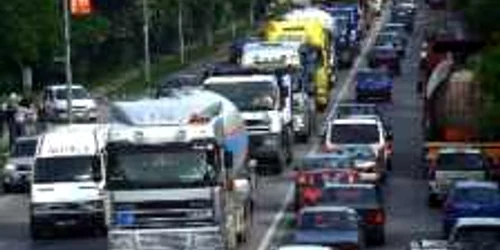 90% din şoferii români de transport internaţional sunt nevoiţi să treacă prin Ungaria