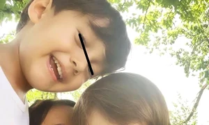 Claudia are doi băieței jpeg