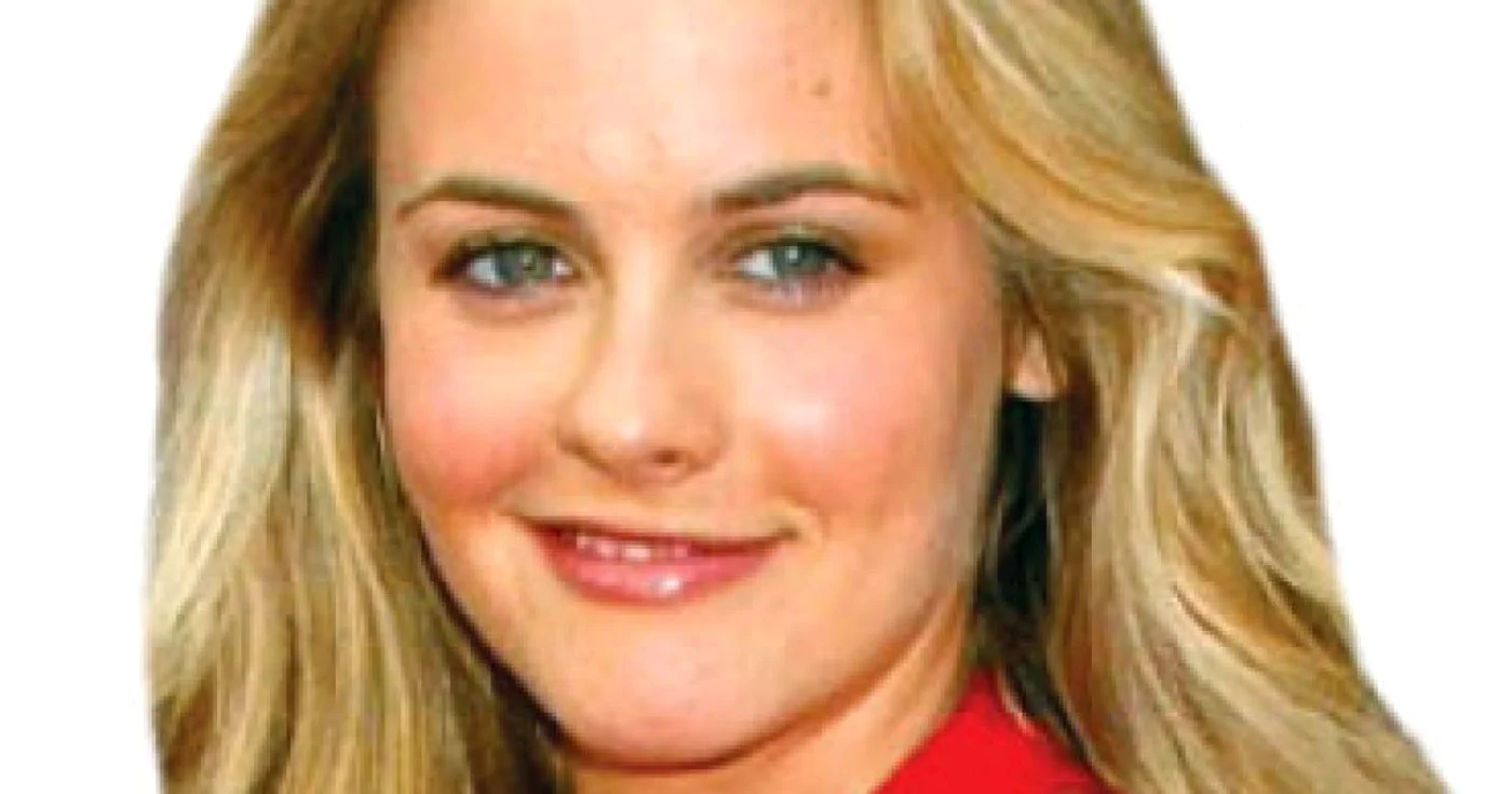 Categoria vip: Alicia SilveRstone preferă mâncarea nepreparată termic
