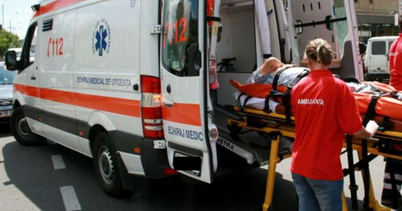 Victima a fost transportată la Spitalul din Petroșani