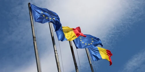 steagul romaniei si al UE foto pixabay jpg