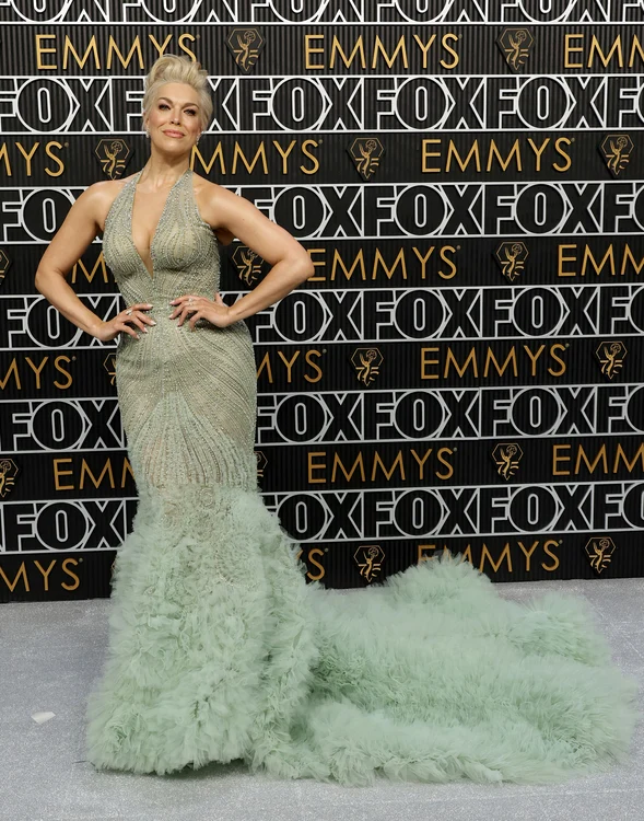 Hannah Waddingham, într-o rochie verde la Premiile Emmy 2024