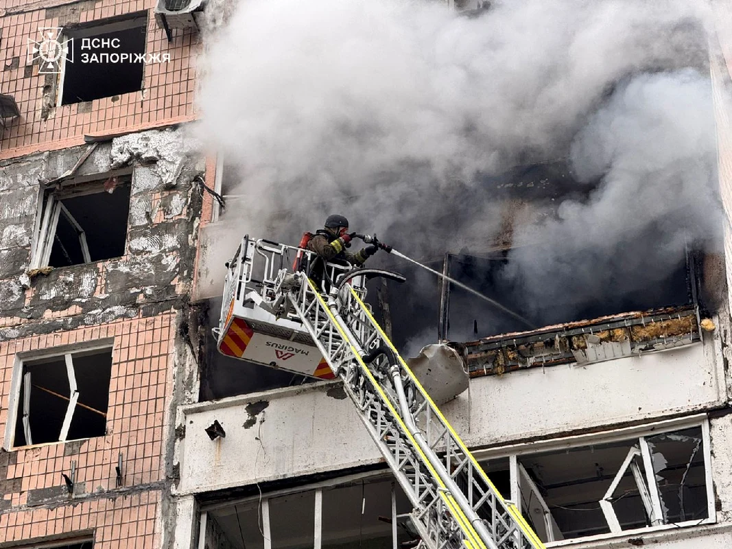 Atac rusesc cu bombe planante în Zaporojie FOTO: Telegram/ DSNS Ucraina