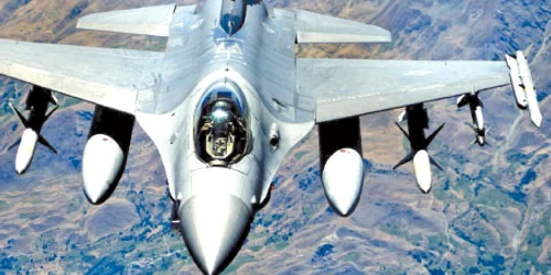 Avioane de luptă F-16 ar urma să fie desfăşurate în Polonia