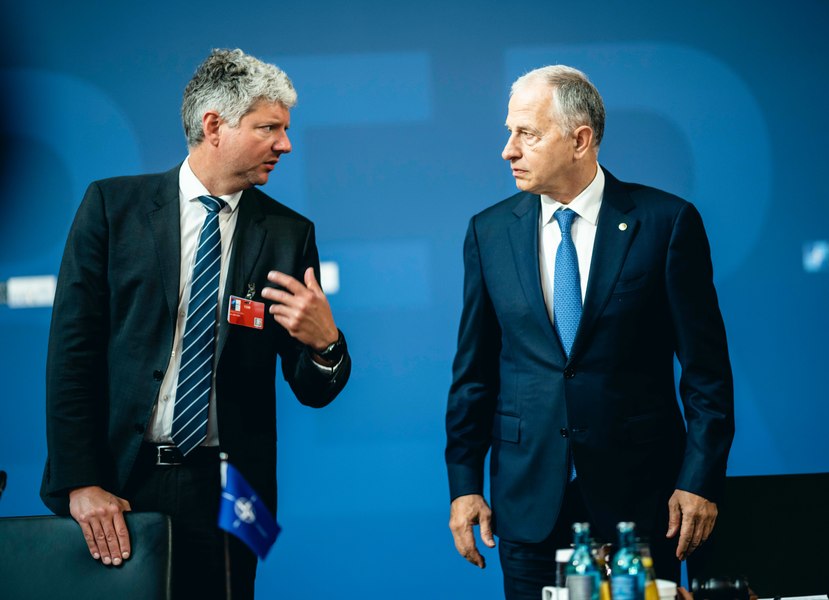 Un oficial NATO a stârnit furia ucrainenilor după ce a sugerat că ar trebui să cedeze teritorii în schimbul aderării la alianță