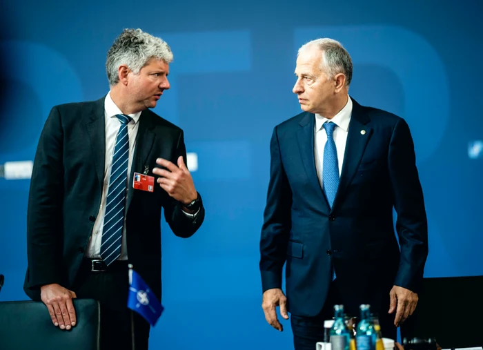 Stian Jenssen și Mircea Geoană, secretarul general adjunct al NATO FOTO Profimedia