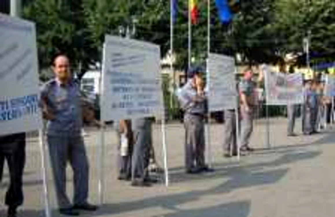 Polițiștii sunt nemulțumiți de măsurile propuse de Guvern Foto: Arhivă