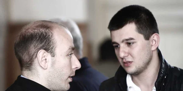 Unul dintre tinerii lăsat în libertate până la deliberare