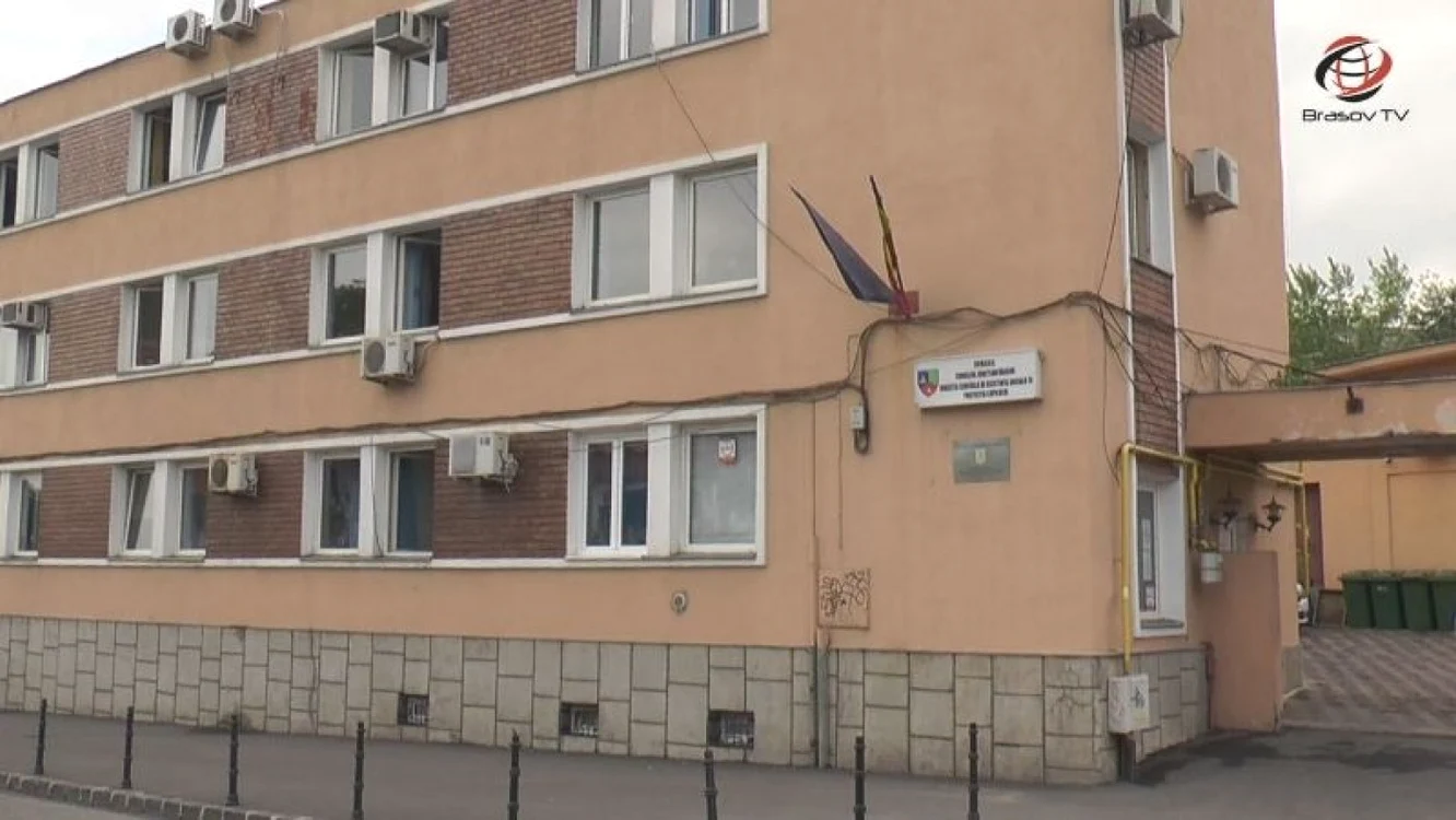Un funcţionar de la DGASPC Braşov este menţinut în funcţie deşi are o condamnare definitivă FOTO Ioan Buciumar