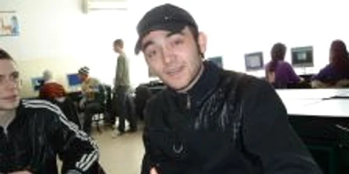 Radu Badița de 19 ani stie ca va ajunge șomer cu patalama la mână.