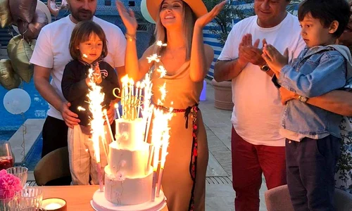 Sabina a petrecut de ziua ei alături de familie jpeg