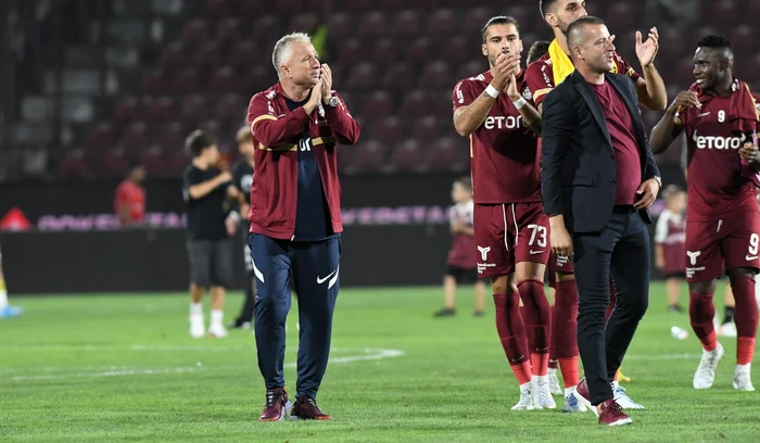 Dan Petrescu (stânga), la un pas de despărțirea de CFR Cluj (FOTO: Sportpictures)