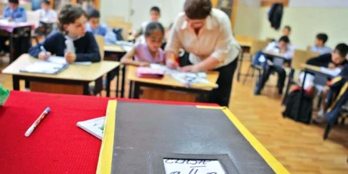 Profesorii tineri sunt tot mai rari în şcoli 