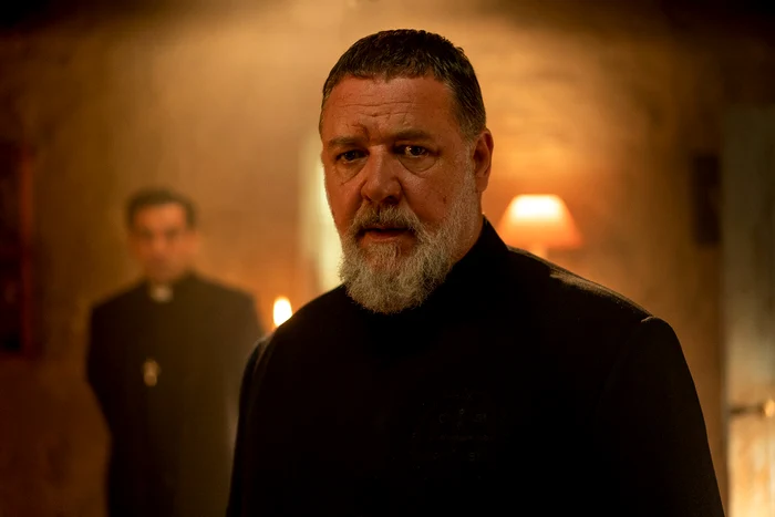 Filmul ”The Pope's Exorcist”, cu Russell Crowe FOTO: Facebook/The Pope's Exorcist