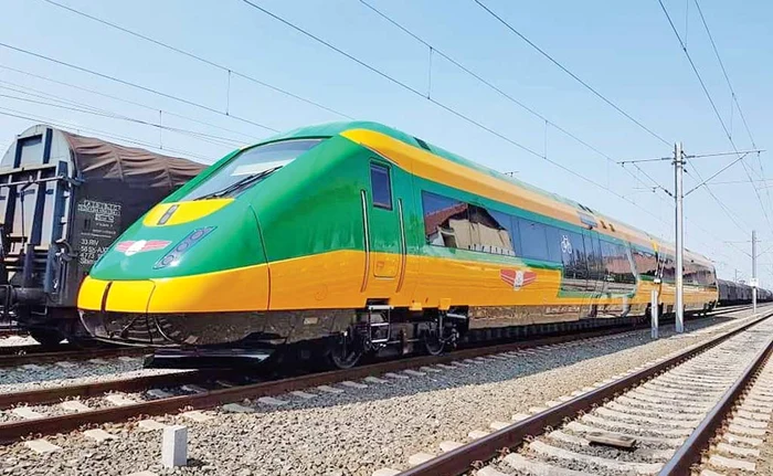 
    Tarifele la un asemenea tren sunt similare cu cele practicate de CFR Călători  