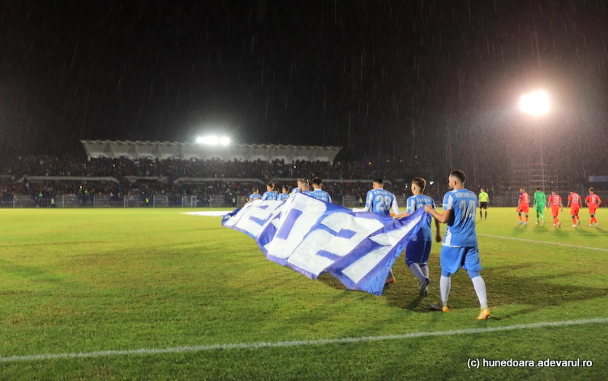 meci cs hunedoara fcsb foto daniel guta adevarul