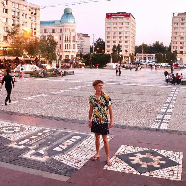 Cine e cea mai tânără persoană care a fost în toate țările de pe glob. Cât l-a costat experiența. Prima oară a fost în România  