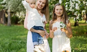 mom 4211827 640 jpeg