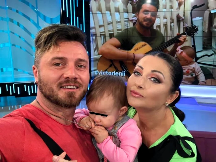 
    Gabriela Cristea și Tavi Clonda sunt foarte bucuroși că vor mai avea o fetiță, însă prezentatoarea tv este nevoită să nască mai devremeFoto Facebook  