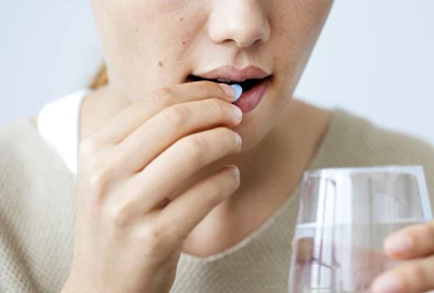 Pastila persoana medicament FOTO Shutterstock