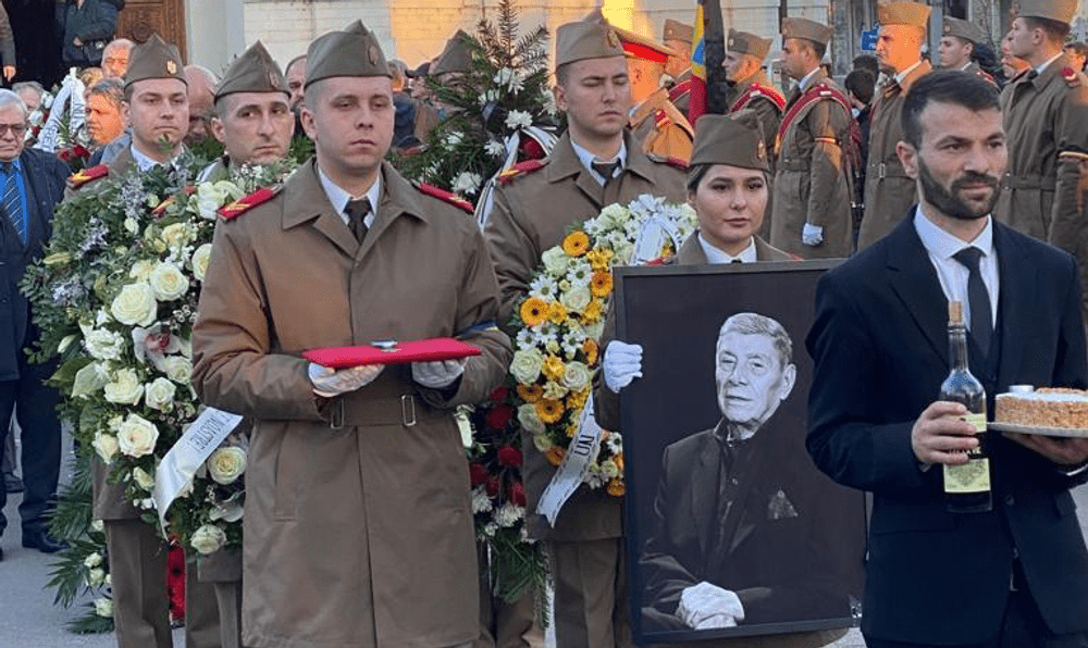 Mitică Popescu, înmormântat cu onoruri militare la Cimitirul Bellu. Cine l-a condus pe ultimul drum 