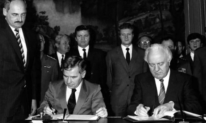 Occidentul, Ungaria şi „turiştii” sovietici din decembrie 1989 (1) jpeg