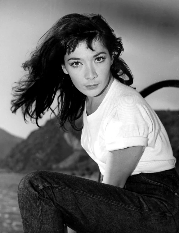 1 artist jpg jpeg