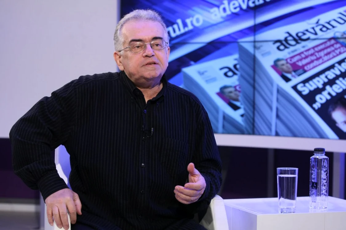 Dan C. Mihăilescu, în studioul Adevărul Live                                                   FOTO: Dorin Constanda
